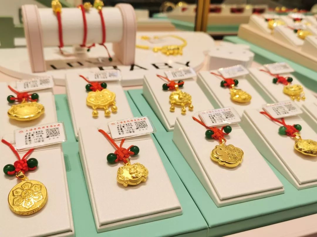 黄金珠宝免费送,黄金首饰店开业活动免费送