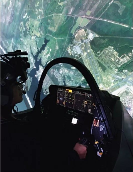 模拟空战f-35怎么飞行,f35战斗机飞行模拟
