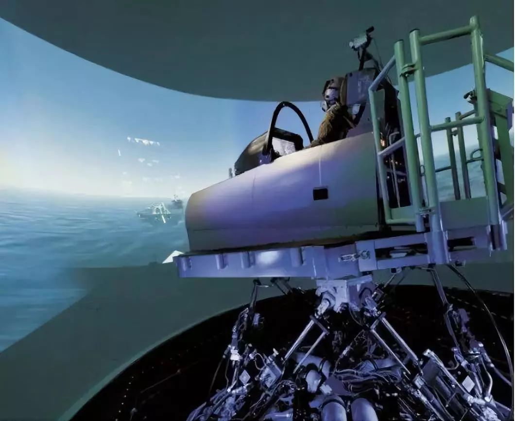 模拟空战f-35怎么飞行,f35战斗机飞行模拟