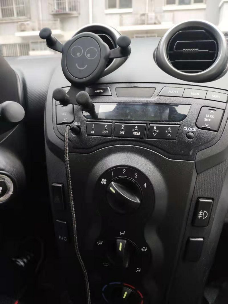 最值得买的比亚迪车型,几千块的代步车比亚迪f0推荐