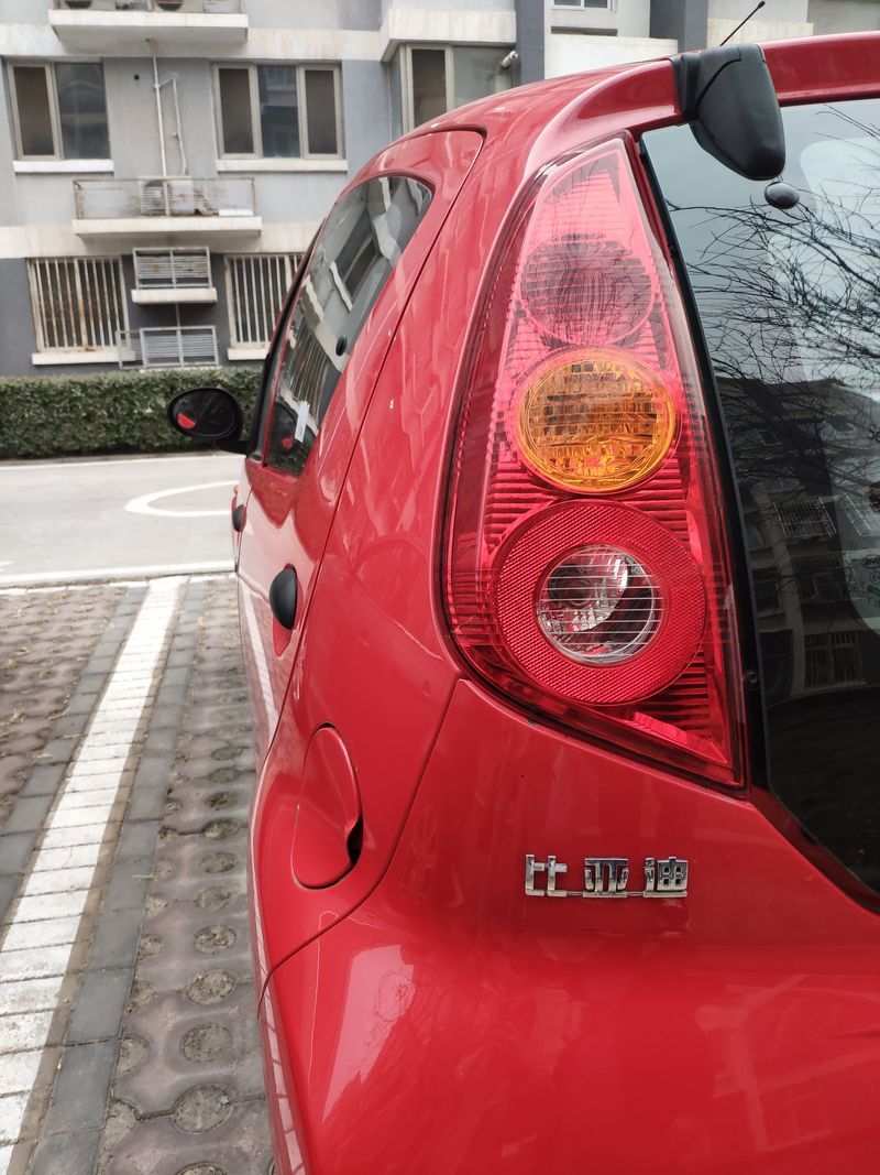 最值得买的比亚迪车型,几千块的代步车比亚迪f0推荐