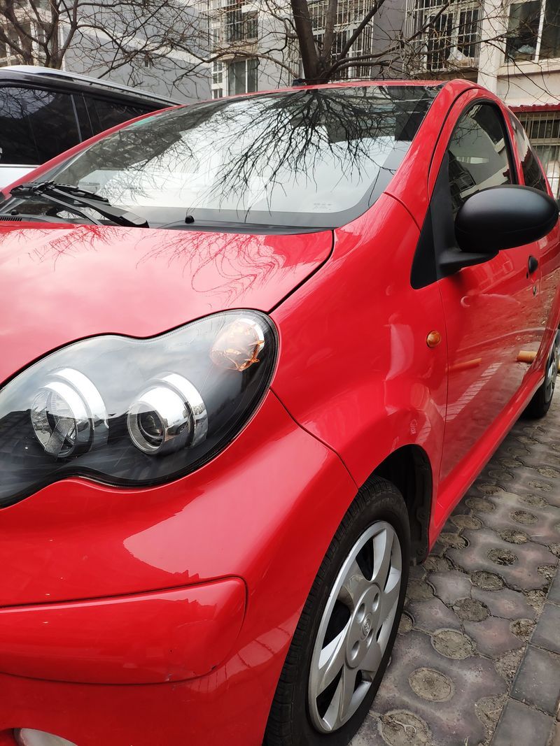 最值得买的比亚迪车型,几千块的代步车比亚迪f0推荐