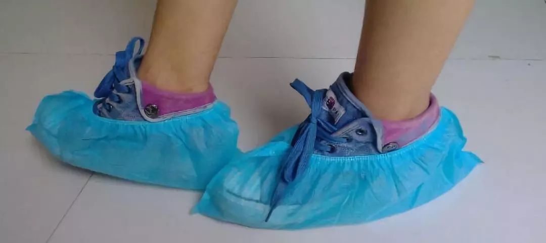 上电脑课不穿鞋套,也就失去了对互联网最基本的敬畏