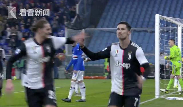 c罗飞过来头球,c罗腾空头球街头