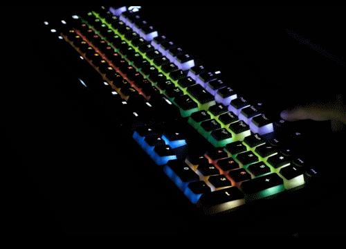 罗技g610机械键盘测评,罗技g610和910的键帽一样么