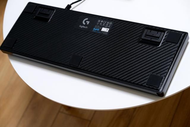 罗技g610机械键盘测评,罗技g610和910的键帽一样么