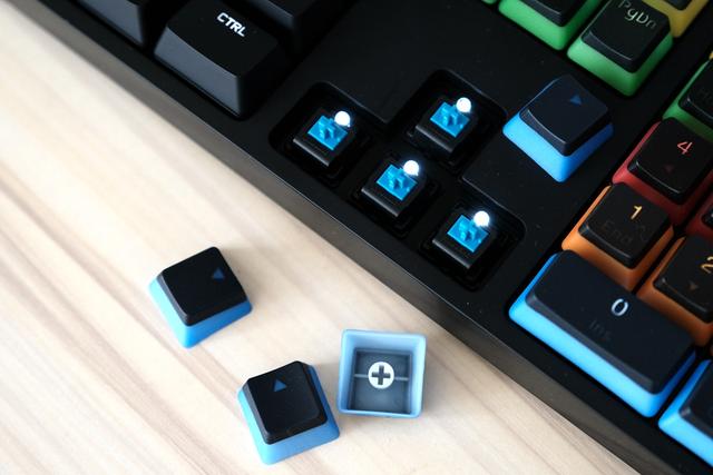 罗技g610机械键盘测评,罗技g610和910的键帽一样么