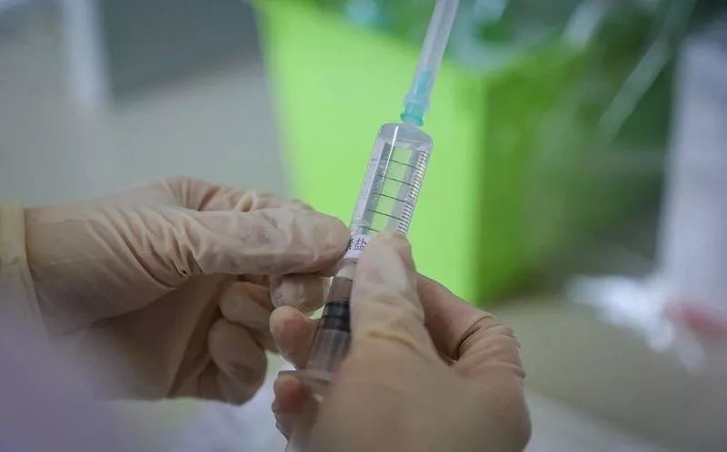 眼睛肿成缝，头皮溃烂…一周接诊20多例！年前干这事的荆门人要注意了