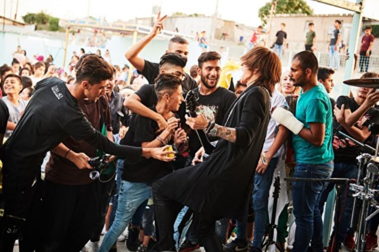 专访丨X-Japan吉他手SUGIZO：我的人生死而无憾