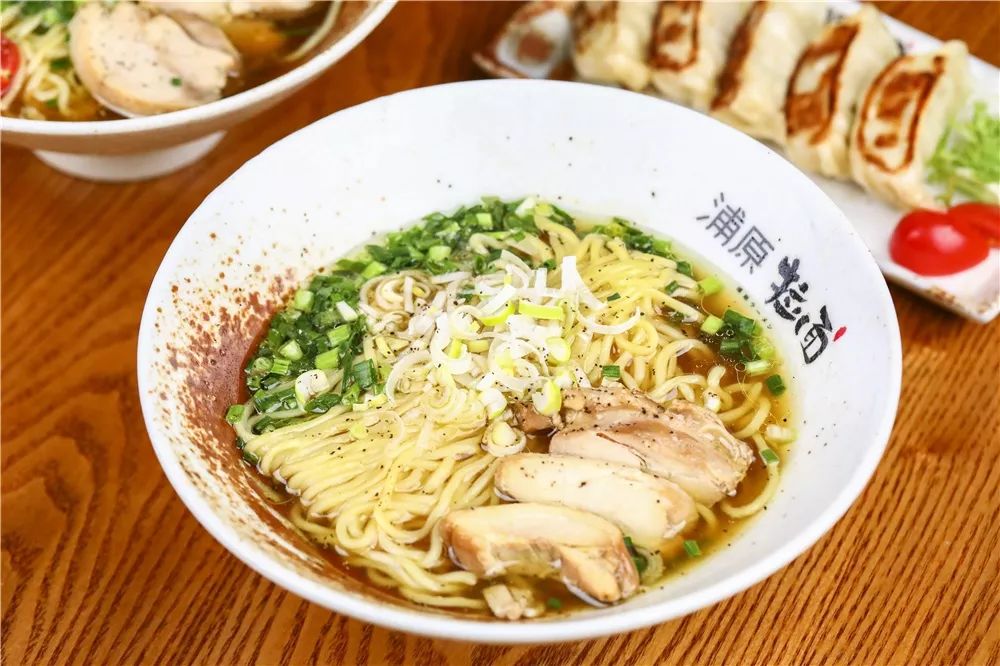 西单必吃的神级小店!仅凭①碗鸡汤拉面,圈粉无数人