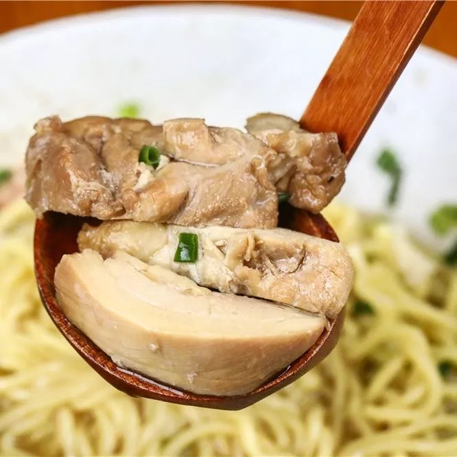 西单必吃的神级小店！仅凭①碗鸡汤拉面，圈粉无数人