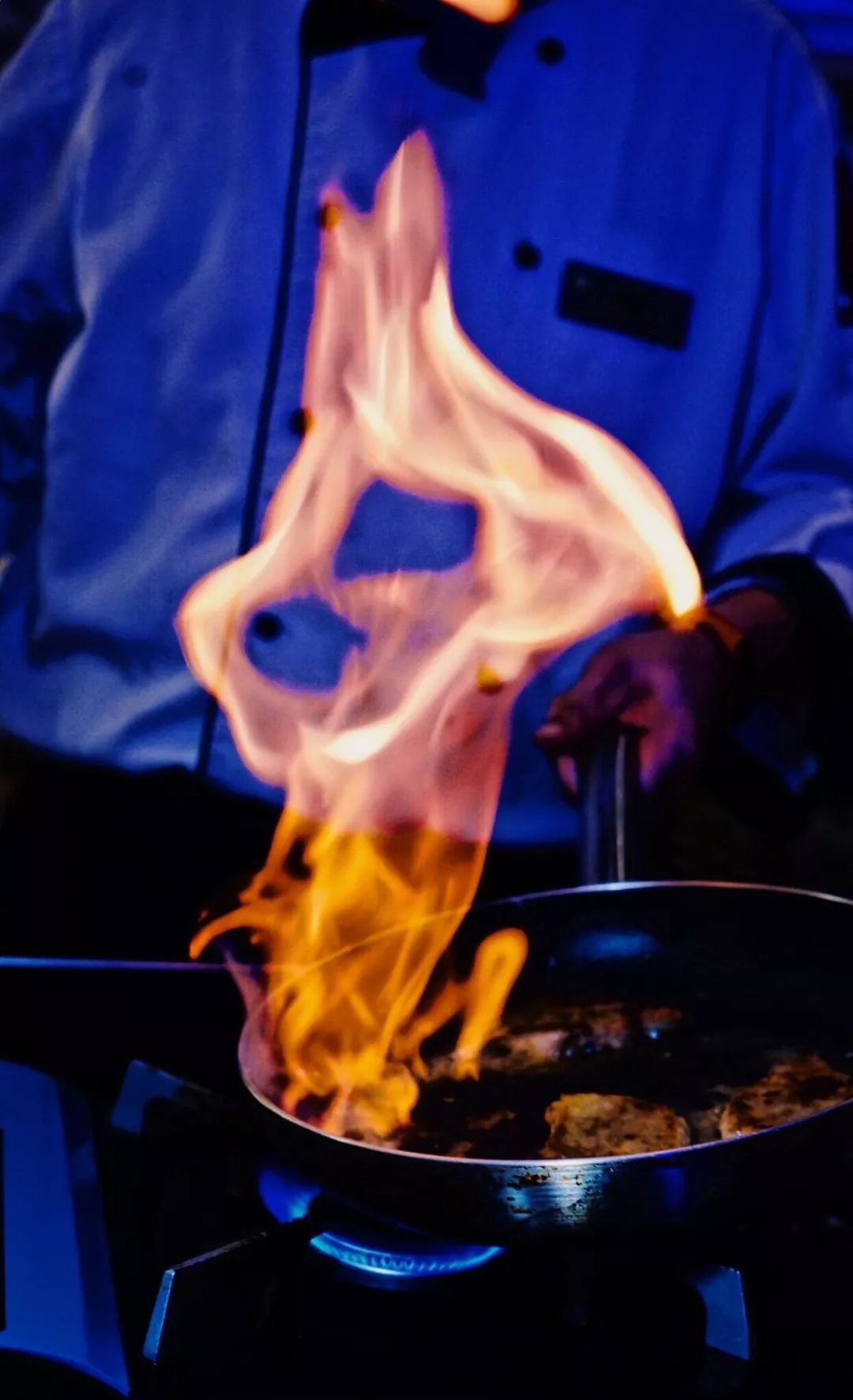 ¥299/2位-爱了!鹅肝澳牛瓦罐汤大派送,生蚝熟醉蟹牛肉煲敞开吃