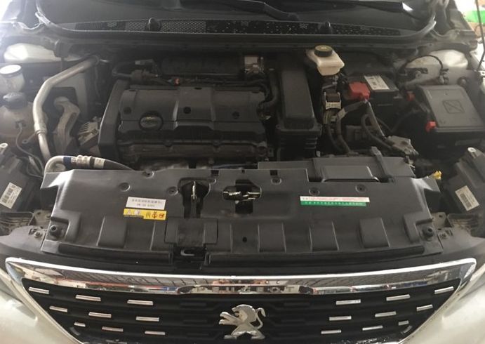 因《的士速递》买了省油能装的标致308！操控稳如狗，开起来像跑车？车主却揭开“辛酸”秘密...