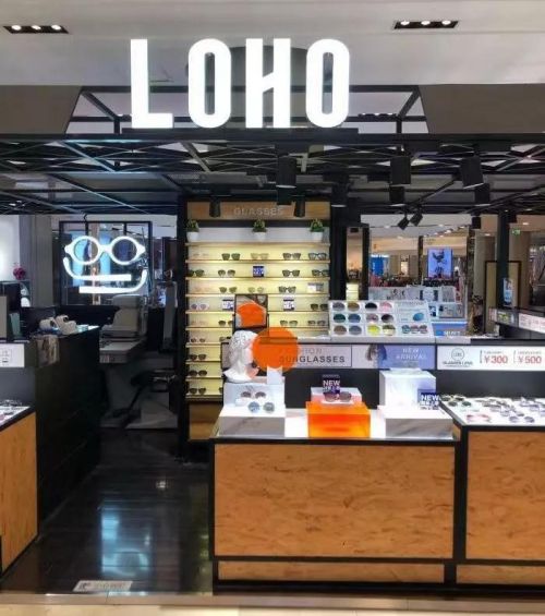 千元眼镜成本仅20块,6亿近视人口的“暴利”行业真相