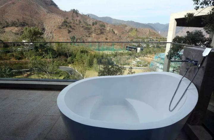 无边泳池温泉度假四川,无边泳池温泉度假游乐设施