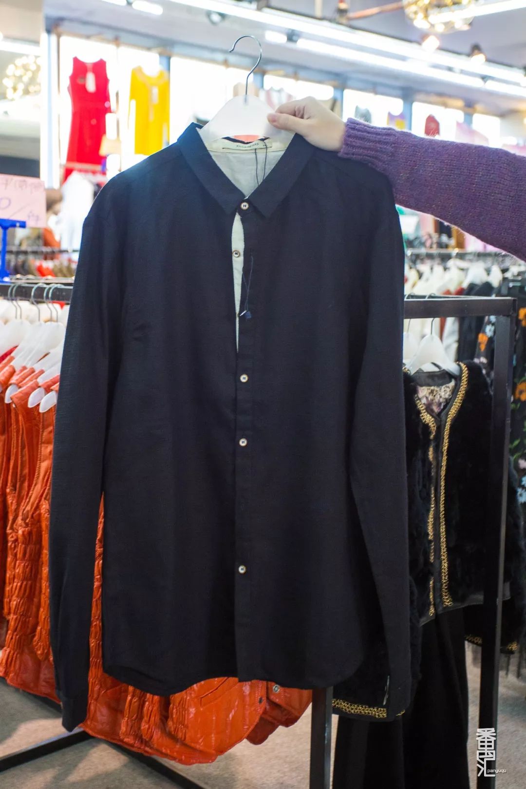 羽绒服工厂清仓100元150元,工厂羽绒服100元3-5件包邮到家