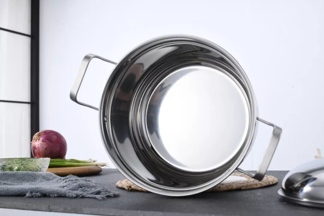 冬天煲汤取暖，你缺这一口节能省事的恒温锅