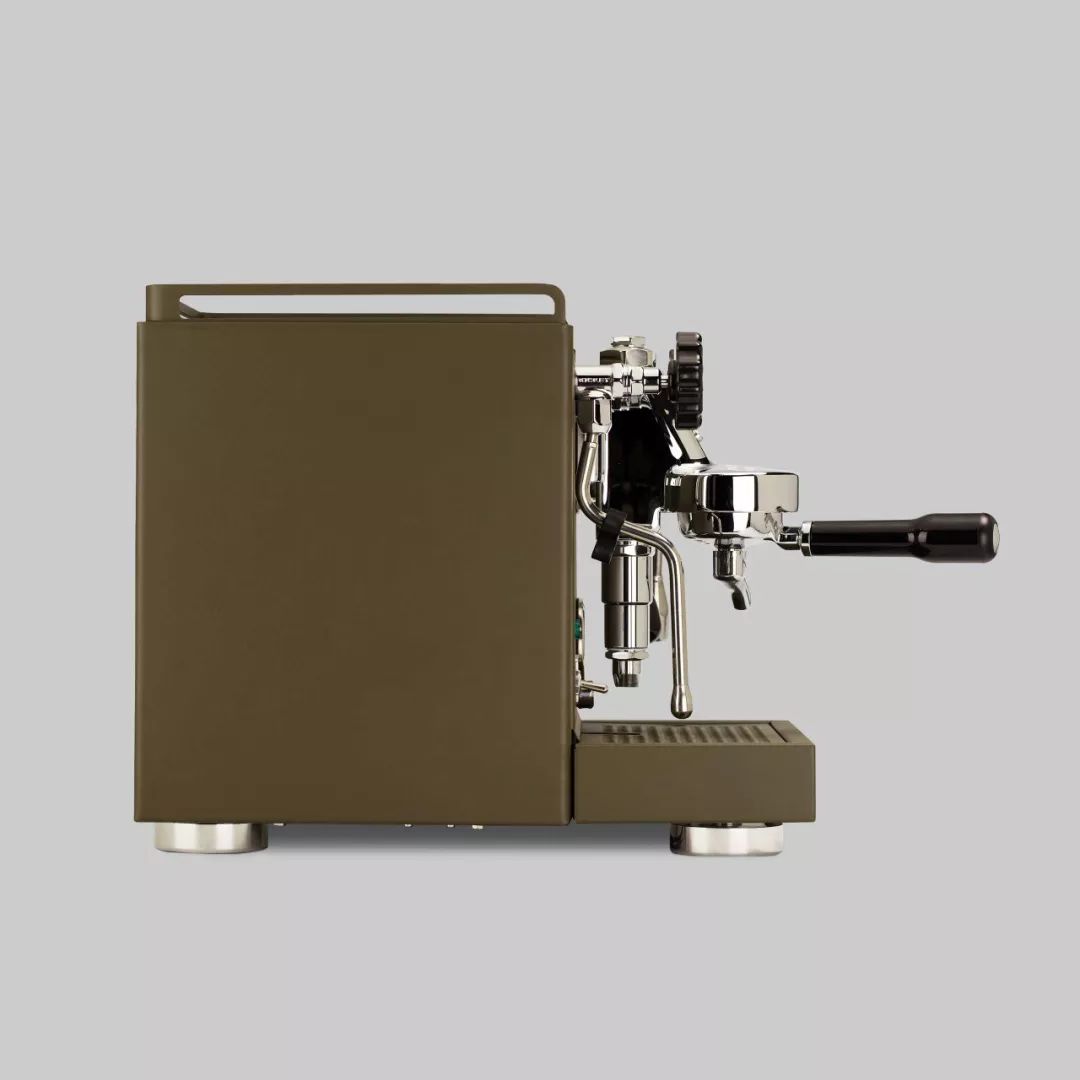 fendi最新,fendi最新消息