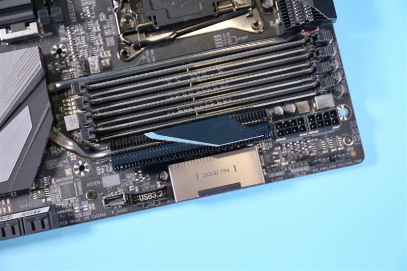 技嘉x299xaorusmaster开箱,技嘉AORUS主板怎么样