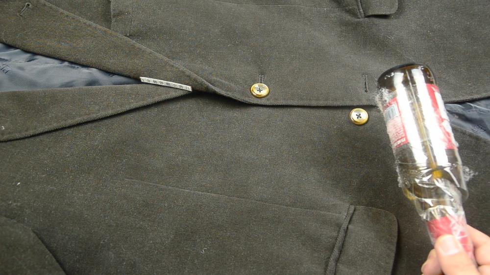 毛衣服上的毛球一招就能解决,衣服上有好多小毛球怎么消除