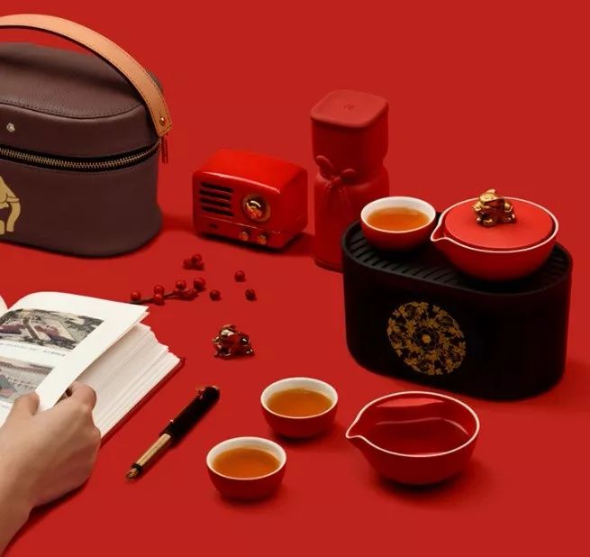 好物|闯入一片「圣诞森林」,治愈你的漫长冬季