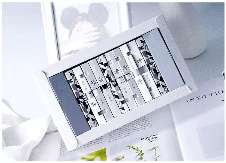 好物|闯入一片「圣诞森林」,治愈你的漫长冬季