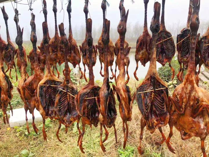 酱鸭子怎么保存,酱鸭蒸好吃不掉怎么保存