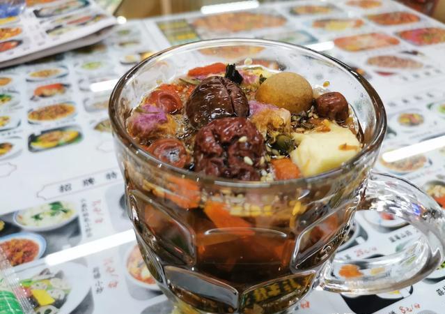 冬天清润降秋燥的茶,冬季健康养生多喝5款茶饮