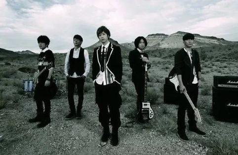 十首忘不掉的伤催人泪下经典老歌,怀旧经典老歌撕心裂肺的歌