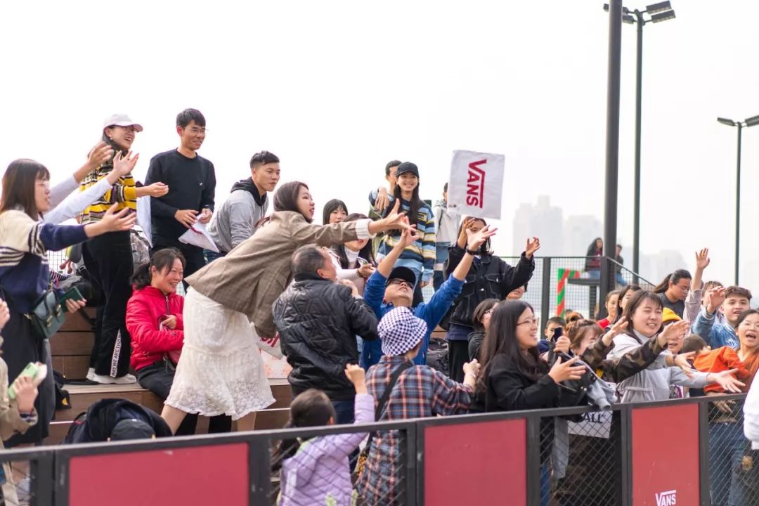 真·为滑板而生，传奇滑手SteveCaballero空降广州陪你重温与Vans经典的三十年