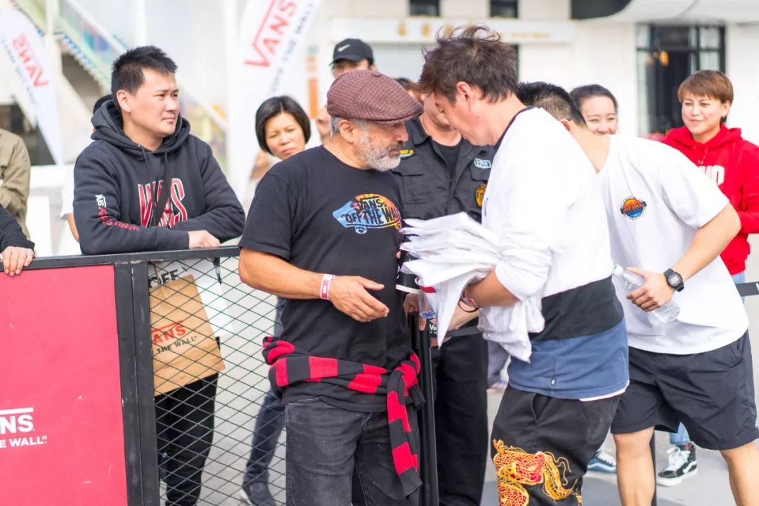 真·为滑板而生，传奇滑手SteveCaballero空降广州陪你重温与Vans经典的三十年