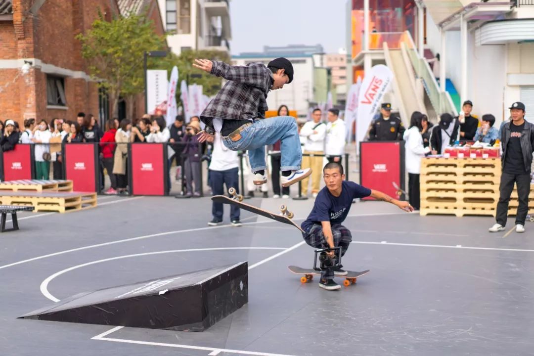 真·为滑板而生，传奇滑手SteveCaballero空降广州陪你重温与Vans经典的三十年