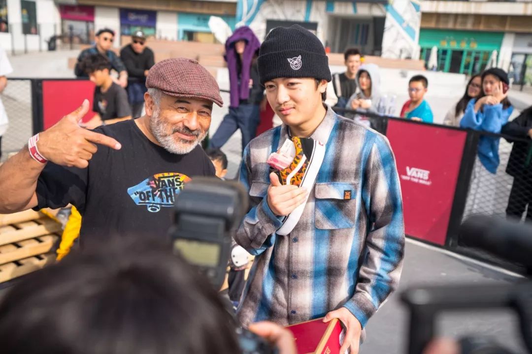 真·为滑板而生，传奇滑手SteveCaballero空降广州陪你重温与Vans经典的三十年