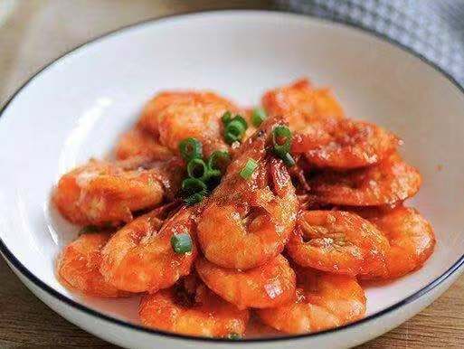 大虾身上那条黑线能吃吗,大虾的头部是虾屎还是虾黄