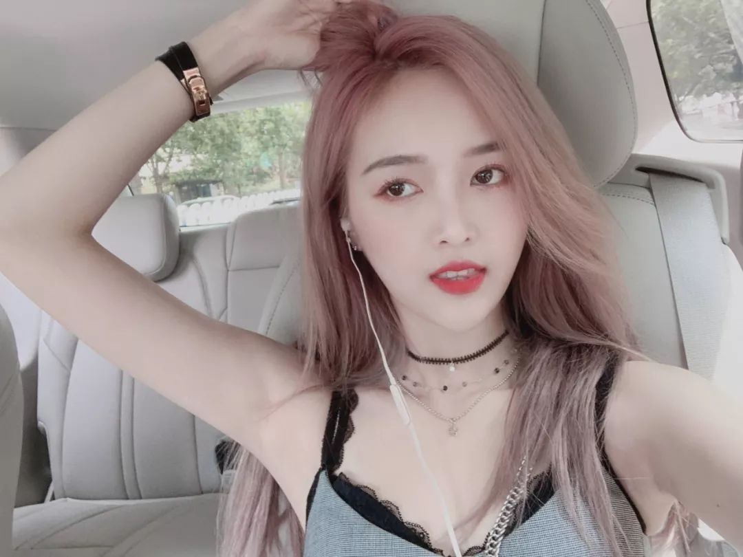 吴宣仪始于颜值忠于人品,创造101吴宣仪直男