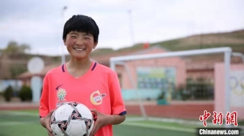 中国首部校园足球纪录电影：“山里娃”真实演绎捧回大奖