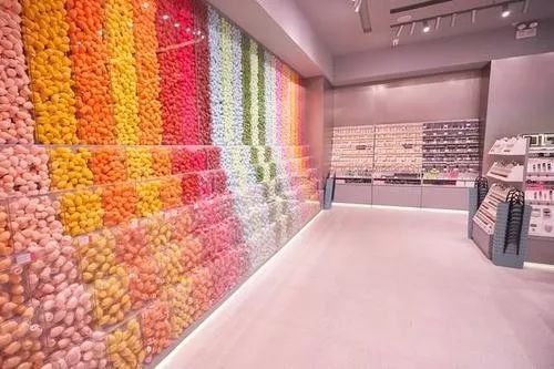 年度美妆渠道新玩家，祭出了哪些高阶装备让资本备受青睐