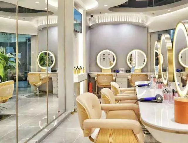 年度美妆渠道新玩家，祭出了哪些高阶装备让资本备受青睐