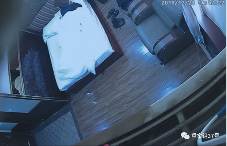 你的日常生活正在被*窥偷**！数十万只家用摄像变*拍偷**器，70元可*窥偷**300个不同场景