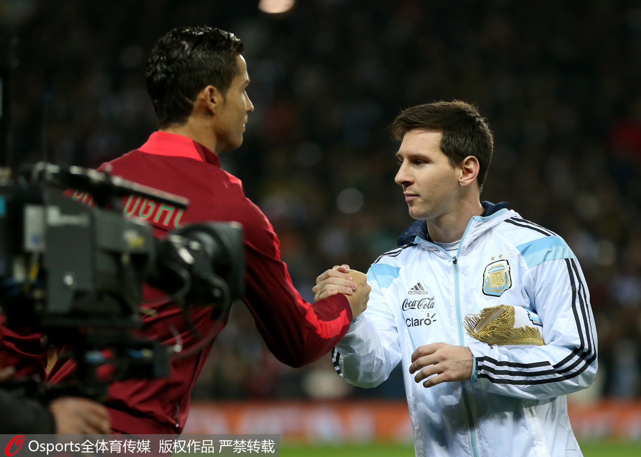 感受一下36岁梅西的顶级过人能力,18岁的梅西过人有多强