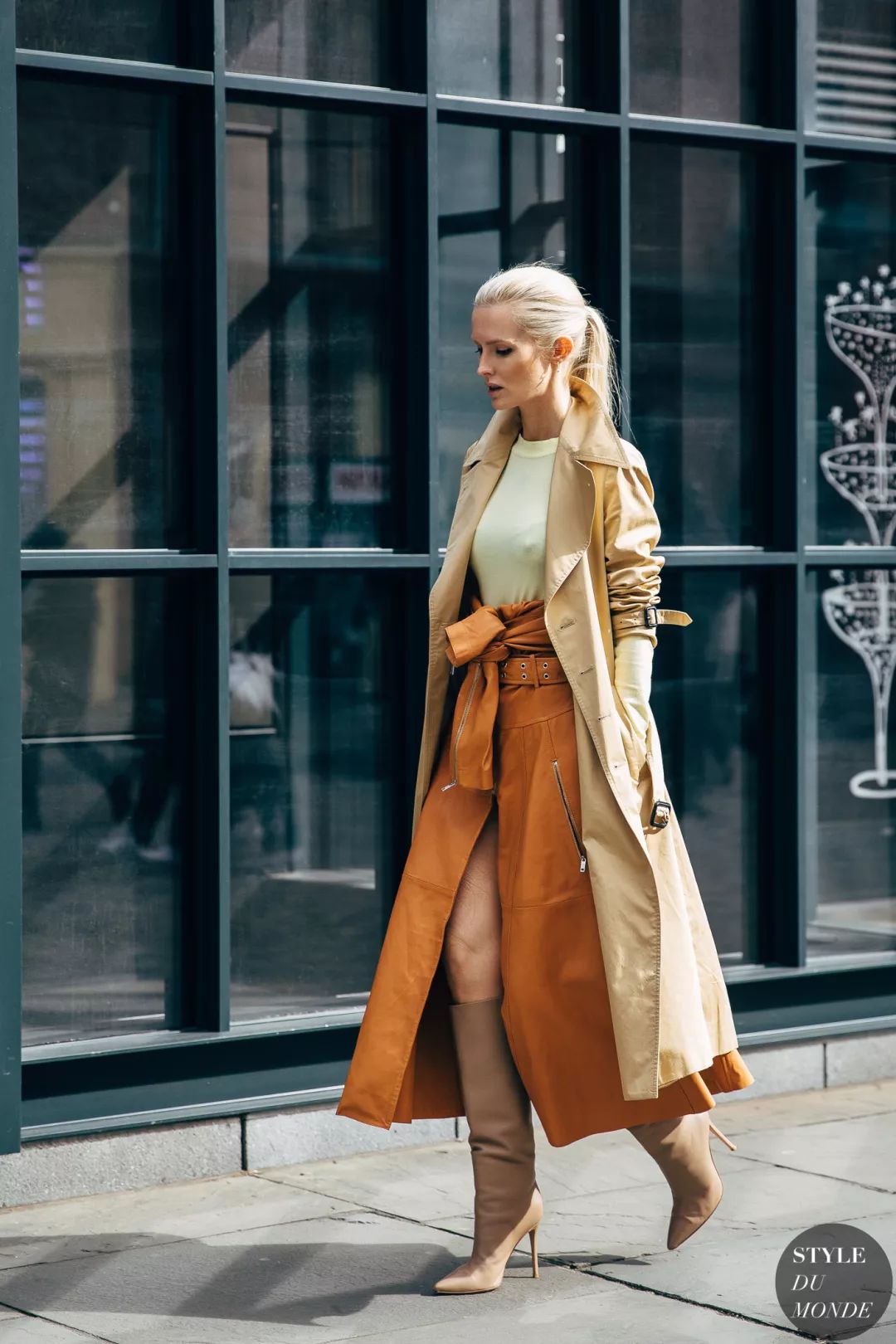 钟楚曦穿的黑色裙子,钟楚曦穿裙子