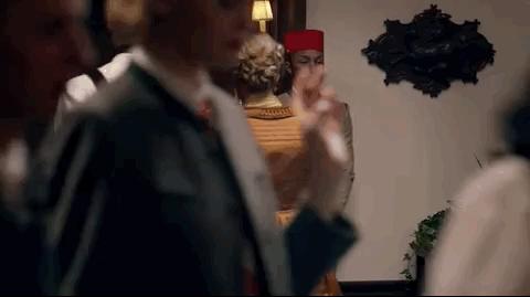 烦死了|你们这些男明星干嘛抢女装穿