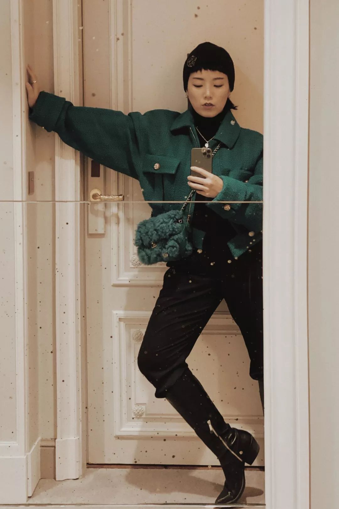 烦死了|你们这些男明星干嘛抢女装穿