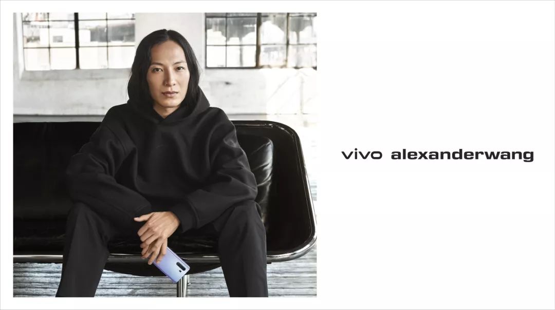 刘雯圈内好友,终于知道刘雯为什么这么红了