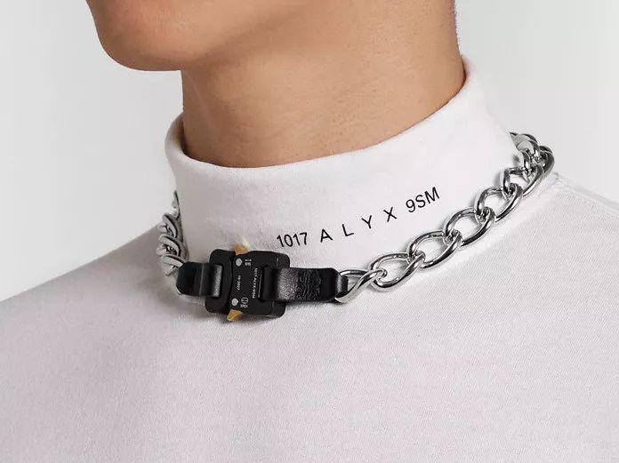 刘雯圈内好友,终于知道刘雯为什么这么红了