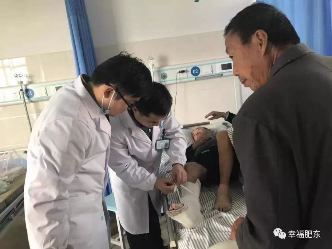 县人民医院建筑面积3万平米,总建筑面积12万多平方米