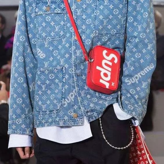 刘雯圈内好友,终于知道刘雯为什么这么红了