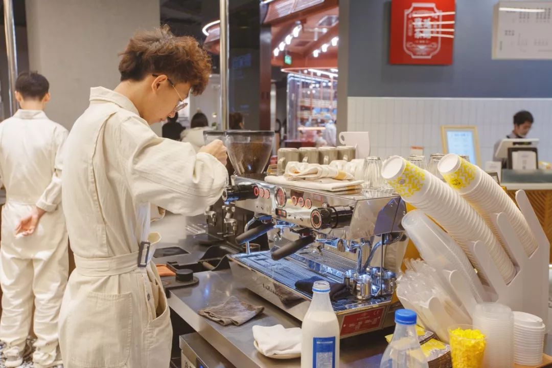 SKP-SB1探店记|我在羊圈底下喝咖啡