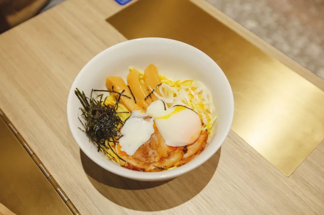 SKP-SB1探店记|我在羊圈底下喝咖啡