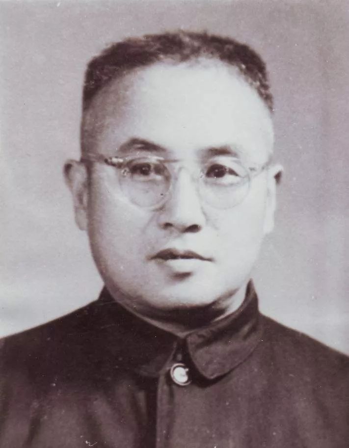 周运：四库全书如何选印？民国报章里记下了各路学者的意见